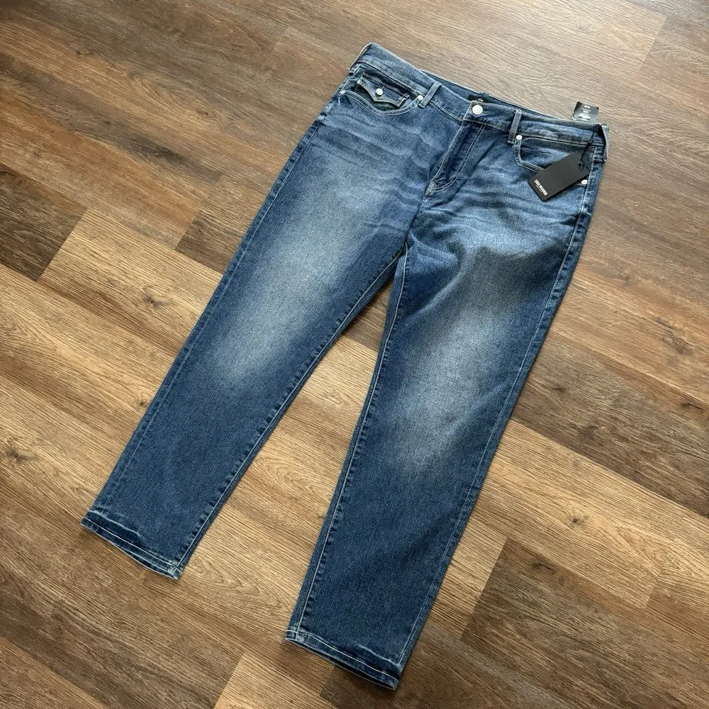 NWT True Religion Geno SN Flap Slim Medium‎ Autumn Wash Blue Jeans Sz 38x32